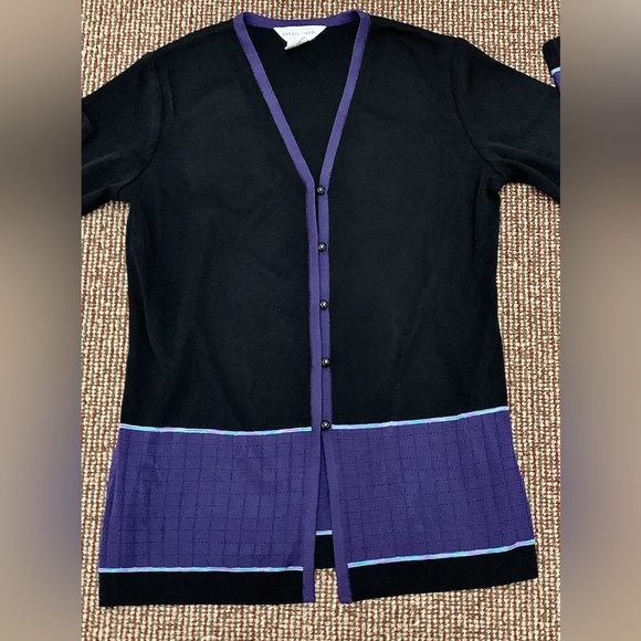 Women’s Small Petite EXCLUSIVELY MISOOK Color Block Button Front Cardigan - Picture 7 of 9